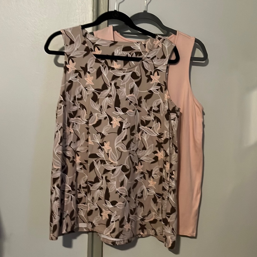 I apologize, but I have tried to delete this item. Poshmark aware